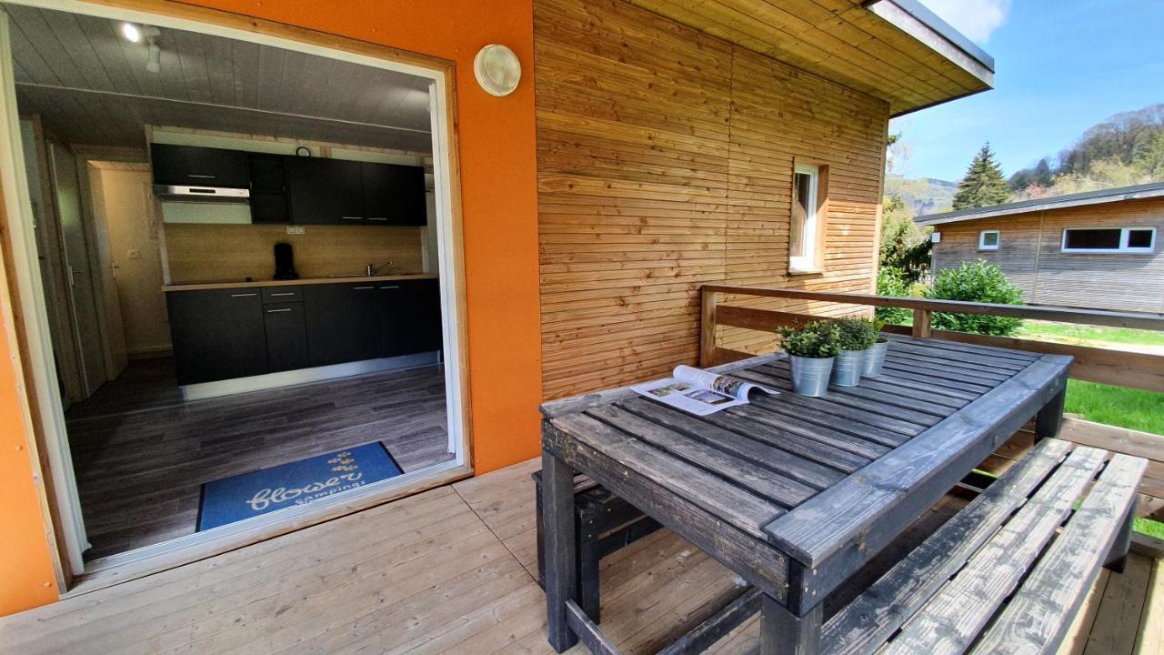 Camping Les Vernieres La Bourboule Sancy Eksteriør billede