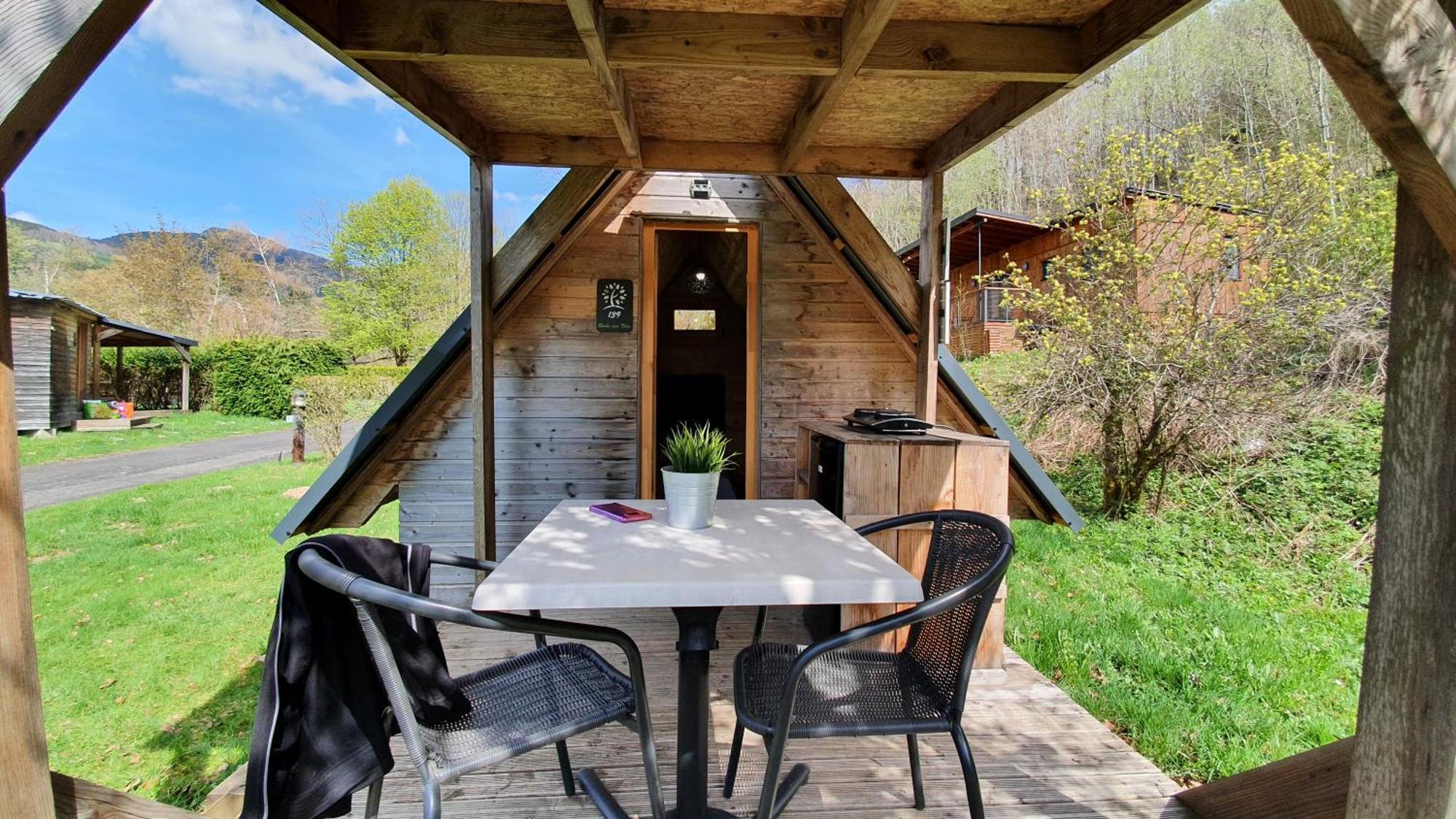 Camping Les Vernieres La Bourboule Sancy Eksteriør billede